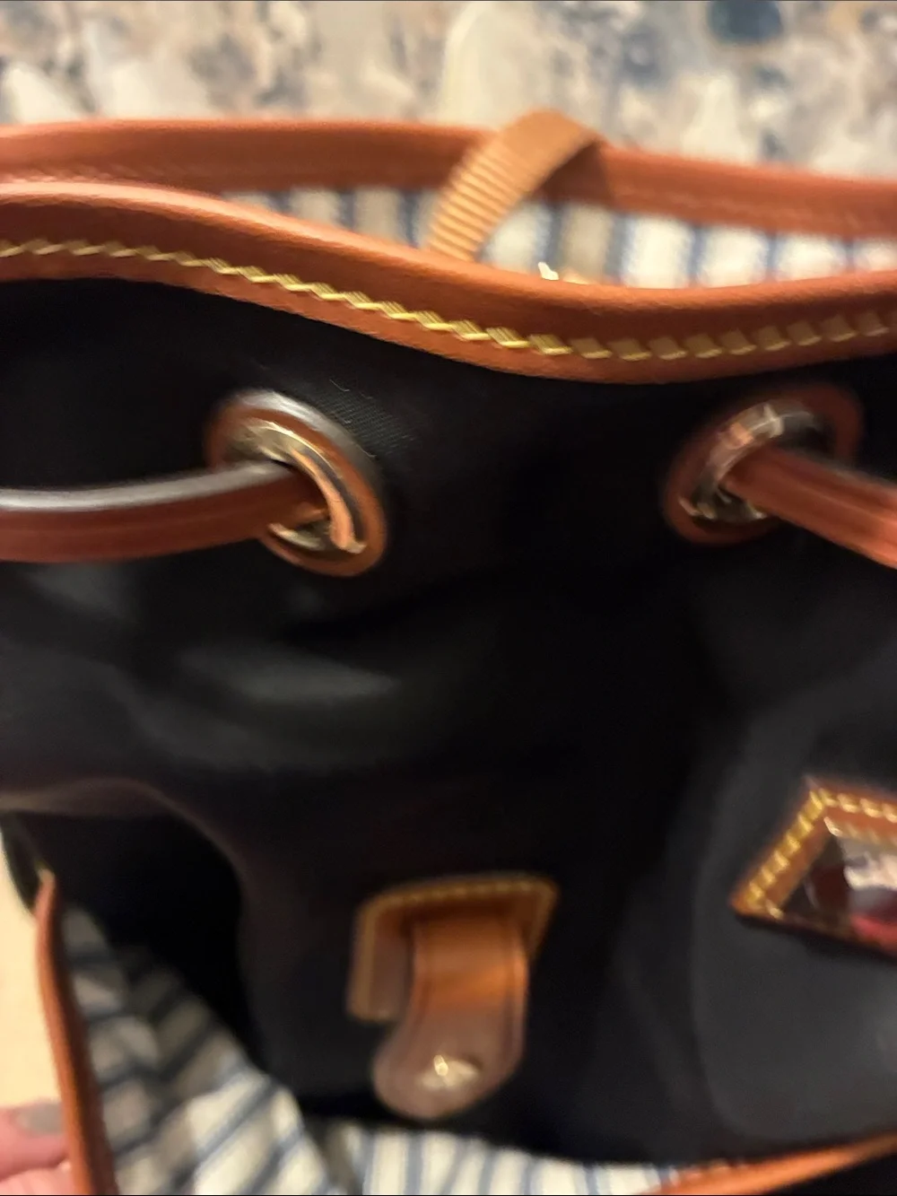 EUC  Dooney & Bourke Wayfayer Black Shoulder Bag with Tan Leather Trim